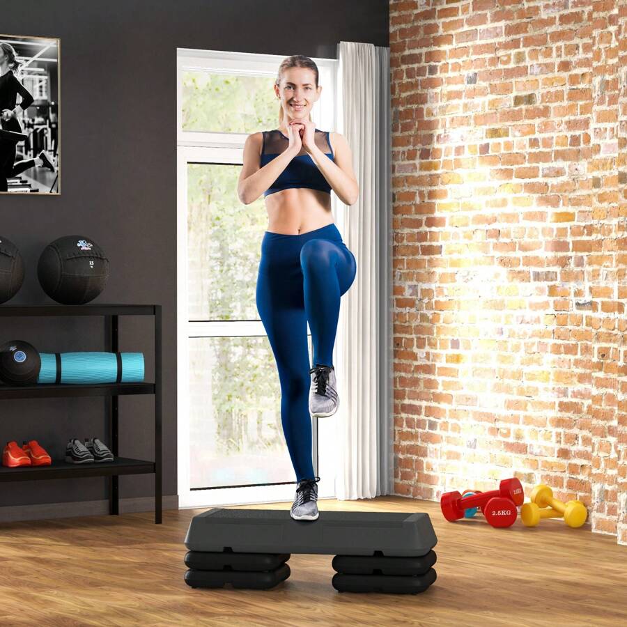 SPORTNOW Stepper aérobic fitness hauteur réglable 3 niveaux 10/15/20 cm surface antidérapante plastique, gris - Noir - Voir 1