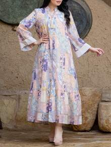 فستان كاجوال عربي للنساء بغطاء الرقبة المحزوز وأكمام الخفاش المزينة بالشراريب ، محتشم