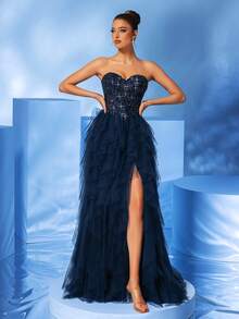 Vestido de noche de novia de gala elegante para boda, fiesta, baile de graduación o cena, con detalle de abertura alta, sin tirantes y volumen, con adornos de cuentas