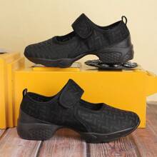 Modern Air Cushion Soft-Sole Dance Shoes For Height Increasing, Fashionable Hot-Selling Square Dance Shoes, Fitness Walking Shoes, Breathable Mesh Casual Shoes, Recommended Jazz Shoes For Dance Academy - Black - View 7
