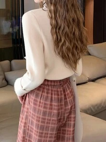 女式休闲简约厚款保暖内衬高领针织打底衫，秋冬 - 米色 - 查看 2