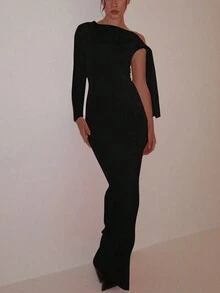 Vestido negro de manga larga con hombro descubierto y lazo en la cintura - Negro - Ver 4
