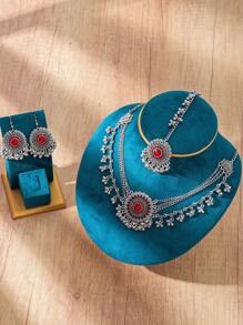 2024 New 4pcs/Set Exquisite Bohemian Style Women's Jewelry Set Including 1pc Silver Zinc Alloy Material Layered Chain Necklace With Faux Pearl Design, 1 Pair  Style Inlaid Red/White/Green Glass Rhinestone Earrings, 1pc Bollywood Style Head Chain. Suitable For Women's Daily Wear Or As Gift For Christmas And Other Occasions.
