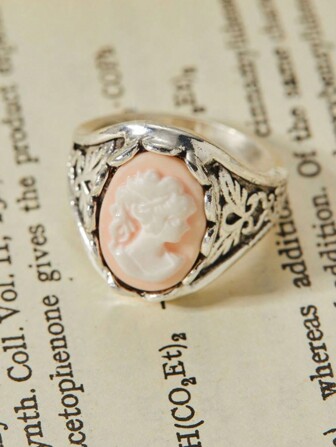 1pc Vintage Rings For Women Carved Cameo Queen Head Portrait Charm Jewelry Female Finger Ring Anniversary Gift Accessories
