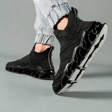 Men's Fashion Woven Knit Breathable Blade-Style Running Shoes, Shock-Absorbing, Comfortable Non-Slip Durable Sports Shoes, Suitable For Outdoor Activities - Odor-Resistant Sports Shoes - Lightweight & Breathable - Black - View 1