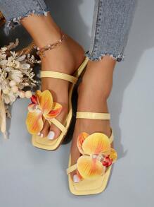 New Arrival Flower Beach Sandals Women's Plus Size Flat Casual Outdoor Slippers Open Toe Flip Flops Valentines,Spring Summer Outfits - Yellow - View 3