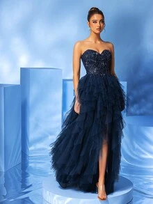 Vestido de noche de novia de gala elegante para boda, fiesta, baile de graduación o cena, con detalle de abertura alta, sin tirantes y volumen, con adornos de cuentas