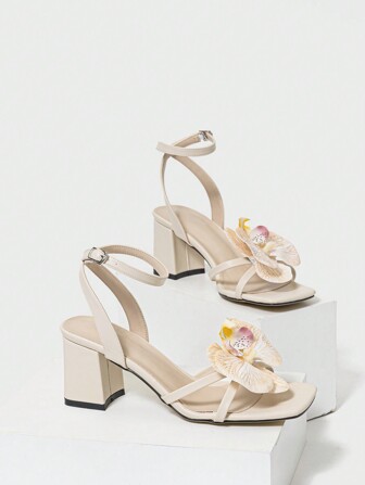 Women's Chunky Heel Sandals, Butterfly 3D Holographic Design, Peep Toe, Elegant Apricot Color, Suitable For Nightclub, Outdoor, Spring/Summer