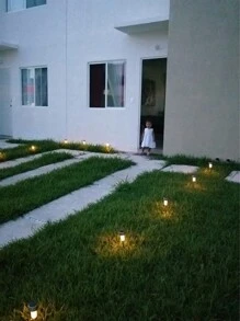Luces solares para exteriores, 10 paquetes de luces LED de control de luz, luces solares de camino IP65, luces impermeables para exteriores, patio, pasarela
