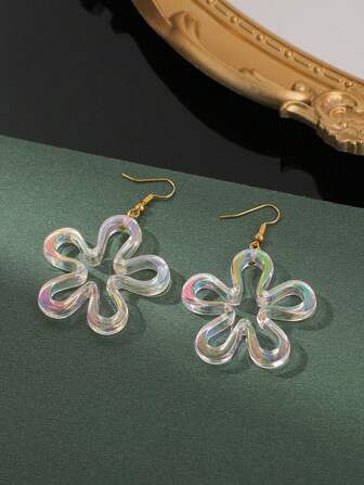 1 Pair Of New Fashion Women's Sweet And Pure Hollow Flower Earrings, Light Luxury Niche Design Earrings, Suitable For Daily Wear Valentines