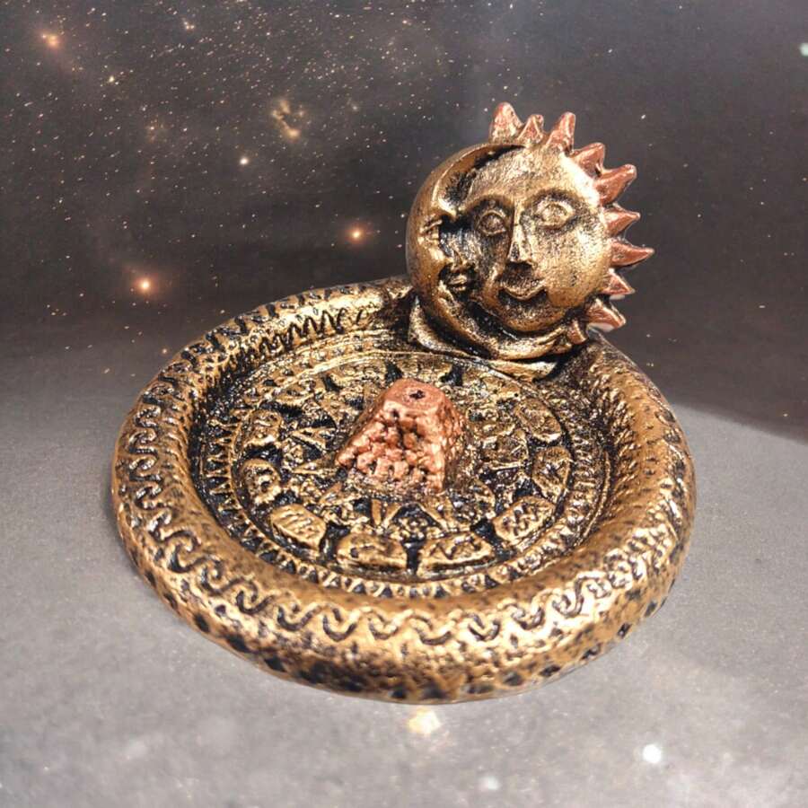 INCENSARIO PRATINHO - MINIATURA -  SOL E LUA em resina Dourado - Dourado - Visão 1
