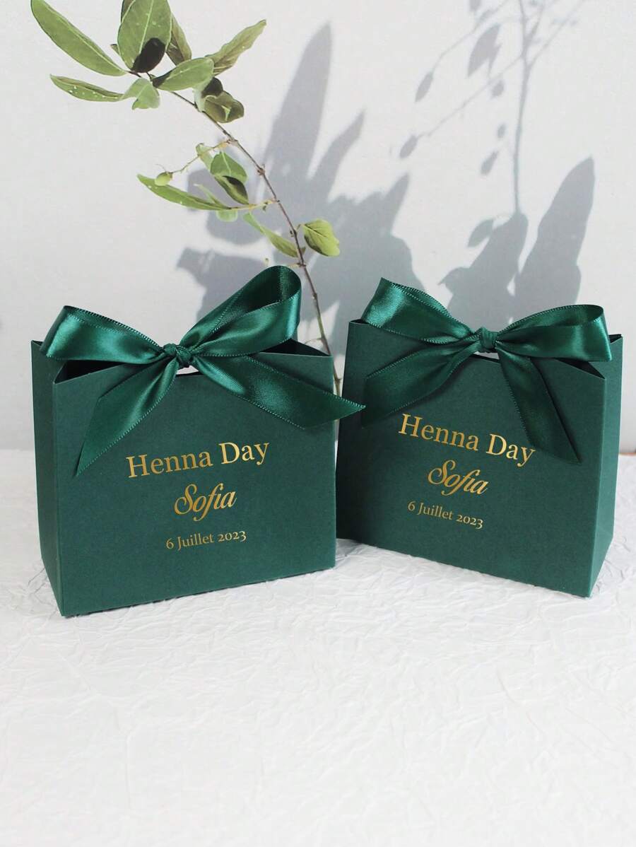 Personalized 'Henna Day' Mini Gift Box In Emerald Green With Gold/Green Ribbon, Customized With Name And Date, Perfect For Candies And Small Gifts, Ideal For Pre-Wedding Celebrations For Him Her, Friends, Pets, Son, Daughter For Anniversaries, For Valentine's Day, For Mother's Day, For Birthdays, For Children's Day, For Father's Day, For Graduation, For Weddings, For Housewarming Living Room, Bedroom, Office, Tea Room, Home, Christmas,Gala Night - Green Box Henna Day Customization - View 1