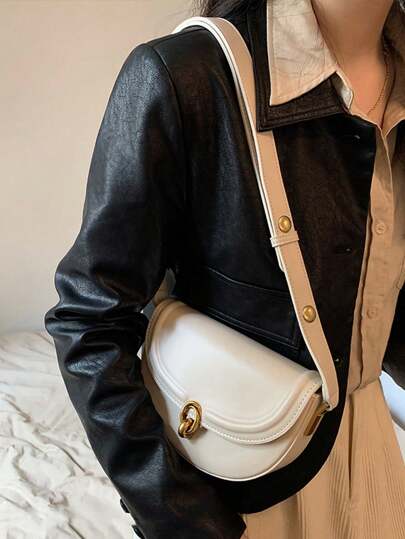 新款時尚休閒風格純色復古大容量可調肩帶多功能高品質感包，適用於派對、聚會、旅行、購物等小物品之貨幣、手機之收納，以及上班族、大學生、通勤族使用。可當作肩背包或斜背包使用。