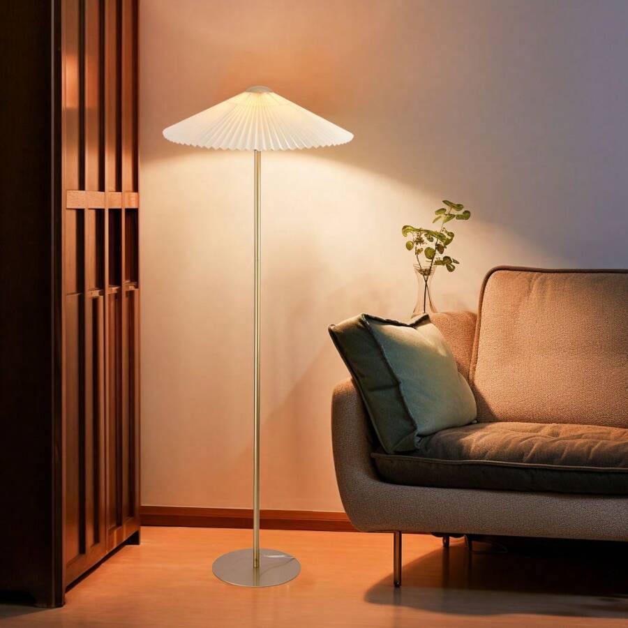 KUNJOULAM Pleated Floor Lamp, Gold Pole Floor Lamps, Simple Design Tall Lamp With Beige Lampshade, Standing Lamp For Living Room, Bedroom, Office, Home - 美規A型插(110-127V) - 查看 1