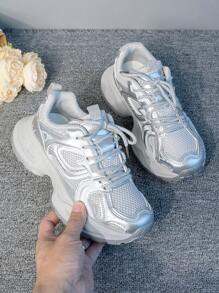 2025 Summer New Mesh Hollow Breathable Sports Shoes, Fashionable Chunky Sneakers For Women, Street Style - 銀色 - 查看 2