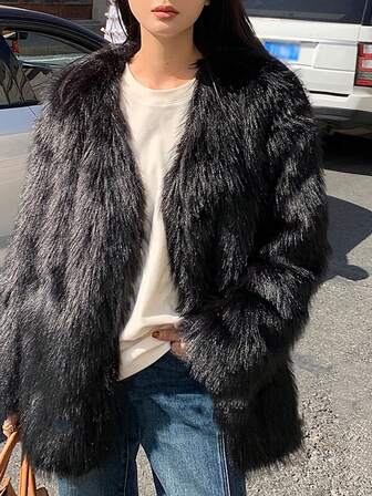 Kurtka zimowa damska Mink Velvet w jednolitym kolorze, zapinana na guziki i długi rękaw