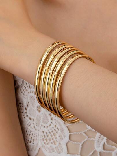 5 piezas Brazaletes de metal liso, moda minimalista de lujo en tono dorado, adecuado para uso diario de mujeres, fiestas, regalos