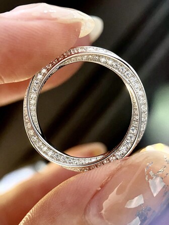 1pc 925 Sterling Silver Plated Platinum Mobius Ring, Luxury Fully Paved Diamond Texture, Suitable For Gift, Date, Party, Daily Wear For Women