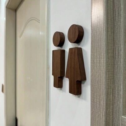 6.3 英寸北欧风格男女浴室标志，背面带自粘性，易于安装，可爱的日式木制厕所标志，适用于浴室、洗手间和更衣室，是最佳礼物