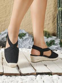 Women's Fashionable Linen Rope Wedge Sandals With Crossed Rubber Soles, Closed Toe Style - Black - View 5
