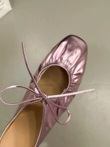 Pink Retro Low-Profile Flat Shoes For Women, Shallow Gold-Dust Coated Slippers, Mary Jane Style Buckled Flats With Wrinkled Toe Design - Baby Pink - View 5