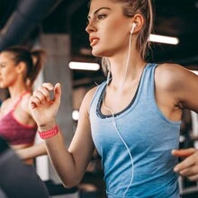 1 件男女通用运动海洋风格表带，兼容 Apple Watch 38 毫米/40 毫米/41 毫米/42 毫米/44 毫米/45 毫米/46 毫米/49 毫米 Ultra SE 系列 1/2/3/4/5/6/7/8/9/10 - 珊瑚紅 - 查看 6