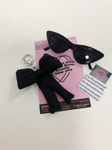 1PC Ins Niche Móc khóa nơ dễ thương, Mặt dây chuyền túi xách cao cấp, Trang trí ba lô hình trái tim cho bé gái, Nhẹ, Dễ mang theo, Dễ treo, Có thể dễ dàng treo trên chìa khóa xe, Túi xách, Ba lô, Ví và các vật dụng khác Hoàn hảo cho mọi dịp như Hẹn hò, Đám cưới, Mua sắm, Văn phòng, Xe hơi, Nhà cửa, v.v. Là một lựa chọn quà tặng lý tưởng Tặng cho bạn bè, Vợ, Gia đình, Bạn học, Quý cô và các cô gái vào ngày sinh nhật, Ngày lễ hoặc Tiệc tùng. Chiều dài của nơ là ngẫu nhiên, Ngày lễ tình nhân - Nhiều màu - Xem 5