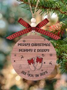 媽媽和爸爸聖誕快樂 2025 年再見裝飾品,懷孕公告裝飾品,給準父母的禮物,嬰兒送禮會禮物,聖誕樹懸掛裝飾,聖誕木製裝飾品家居裝飾,帶蝴蝶結掛繩 - 彩色 - 查看 3