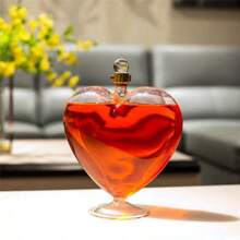 1 pièce Carafe en forme de cœur pour bouteille de vin, de whisky, de vodka, de saké, de shochu, décoration cadeau, convient pour l'eau potable, le lait, l'avoine, le thé, le jus, le petit-déjeuner, le café, les boissons, etc. Convient pour la cuisine, le restaurant, le bar, les fêtes, les réunions, les cadeaux pour petit ami, père, Noël, décoration de fête, anniversaire
