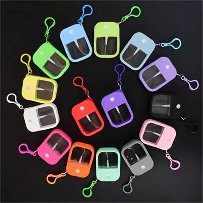 1 pieza Pequeño desinfectante en aerosol con aroma, desinfectante de manos vegano con llavero, botella de spray de agua con alcohol, regalo de viaje, recuerdo, mochila para la escuela, accesorios para el coche, accesorios de bolso góticos lindos y de estilo Y2K, cordones con portaidentificaciones, accesorios para el coche, adornos para bolsos, ideas de regalo de Navidad para maestros, amigos, hermanas