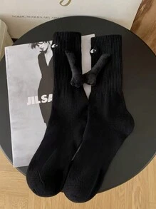 1 Pair Magnetic Attraction & Cute Automatic Feet Holding Ankle Socks, Couple Socks, Spring & Autumn, Fall - Black - View 4