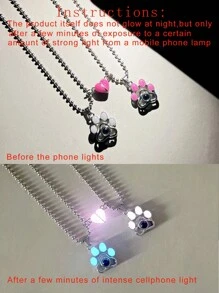 ATLVXJL 2 Stück leuchtende Paar süße Tierfußabdruck eingelegt Projektionsperlen Magnetisches Herz, leuchtet im Dunkeln, Edelstahl Kette Charm Halskette als Geschenk zum Valentinstag für Valentinstag, Mutter, Muttertag