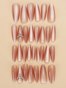 使用全套 30 个长杏仁形压制假指甲贴片，法式裸色皮肤，闪亮水钻，白皙火辣女孩，日韩风格女士指甲贴片，搭配 1 块果冻胶和 1 块摩擦条，适合派对、舞会、日常休闲穿着，可拆卸和可重复使用的佩戴指甲，可立即提升您的外观