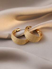 1pair Heavy Industry Drawbench Textured Light Luxury Metal C-Shaped Earrings