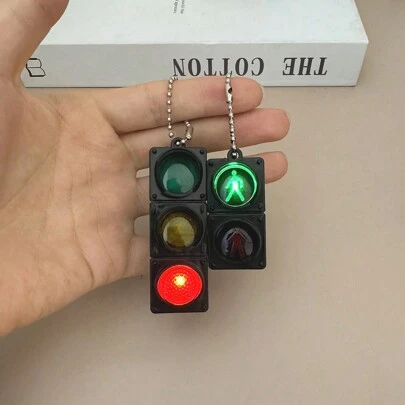 1pc Miniature Creative Red Green Light Bulb Pendant LED Illuminated Traffic Signal Pedestrian Light Keychain For Creative Lovely Gift For Boyfriend And Girlfriend, Backpack & School Bag Pendant, Traffic Signal Keychain, Toy Gift For Children