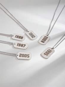 1 pièce Collier Pendentif en forme de tags militaires exquis et avec l'année en chiffres (1980-2024)