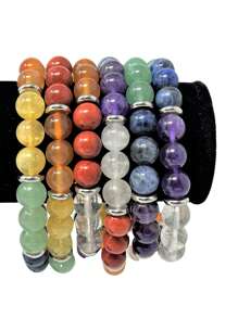 YAUKIA 1 件 7 脉轮疗愈水晶弹性手链 - 紫水晶、透明石英、红碧玉、红玉髓、黄水晶、绿色东陵石和方钠石 8 毫米圆形宝石脉轮水晶 - 彩色 - 查看 7