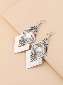1 Pair Fashionable Versatile Metal Exaggerated Geometric Rhombus Pendant Earrings, Suitable For Women For Daily Wear And Parties