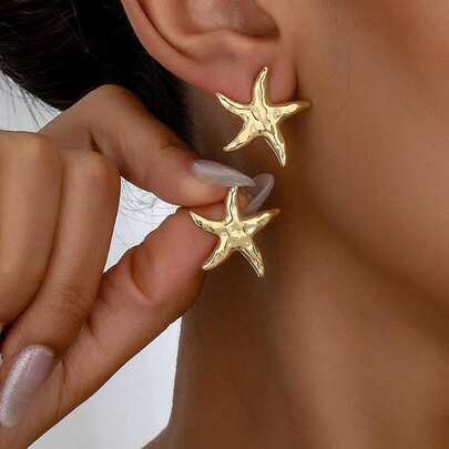 1pair Stylish Elegant Asymmetrical Starfish Stud Earrings With Ocean Theme