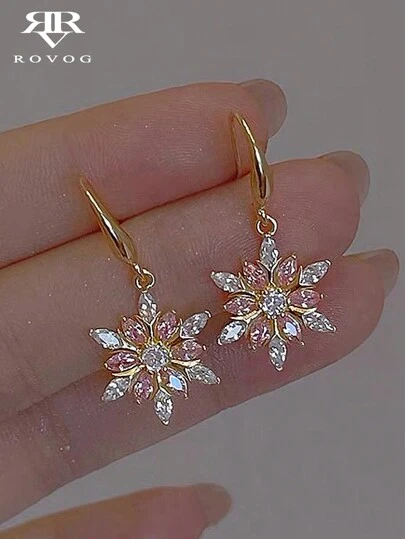 1pair Sweet & Exquisite Snowflake-Shaped Christmas Earrings Embellished With Pink Rhinestones, Elegant & Graceful Personalized Jewelry For Women