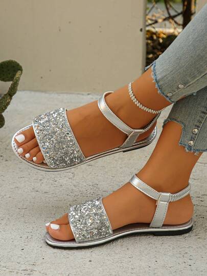 European And American New Summer Style Fashionable Silver-Colored Diamond Decor Ankle Strap Women's Flat Sandals For Daily Wear & Outdoors, Lightweight, Comfortable, With Back Pull-Tab And Elastic Strap For Women