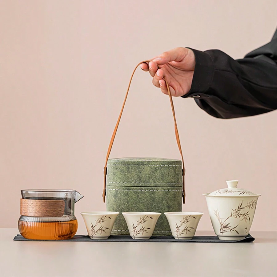 1 bộ Bộ trà du lịch Gaiwan 250ml, bao gồm 1 Gaiwan, 3 tách trà, 1 cốc trắng, lớp tráng men kiểu Trung Quốc, hộp đựng hình vuông cao cấp, tiện lợi cho các chuyến đi ngoài trời, cắm trại và công tác - tro thực vật - Xem 1
