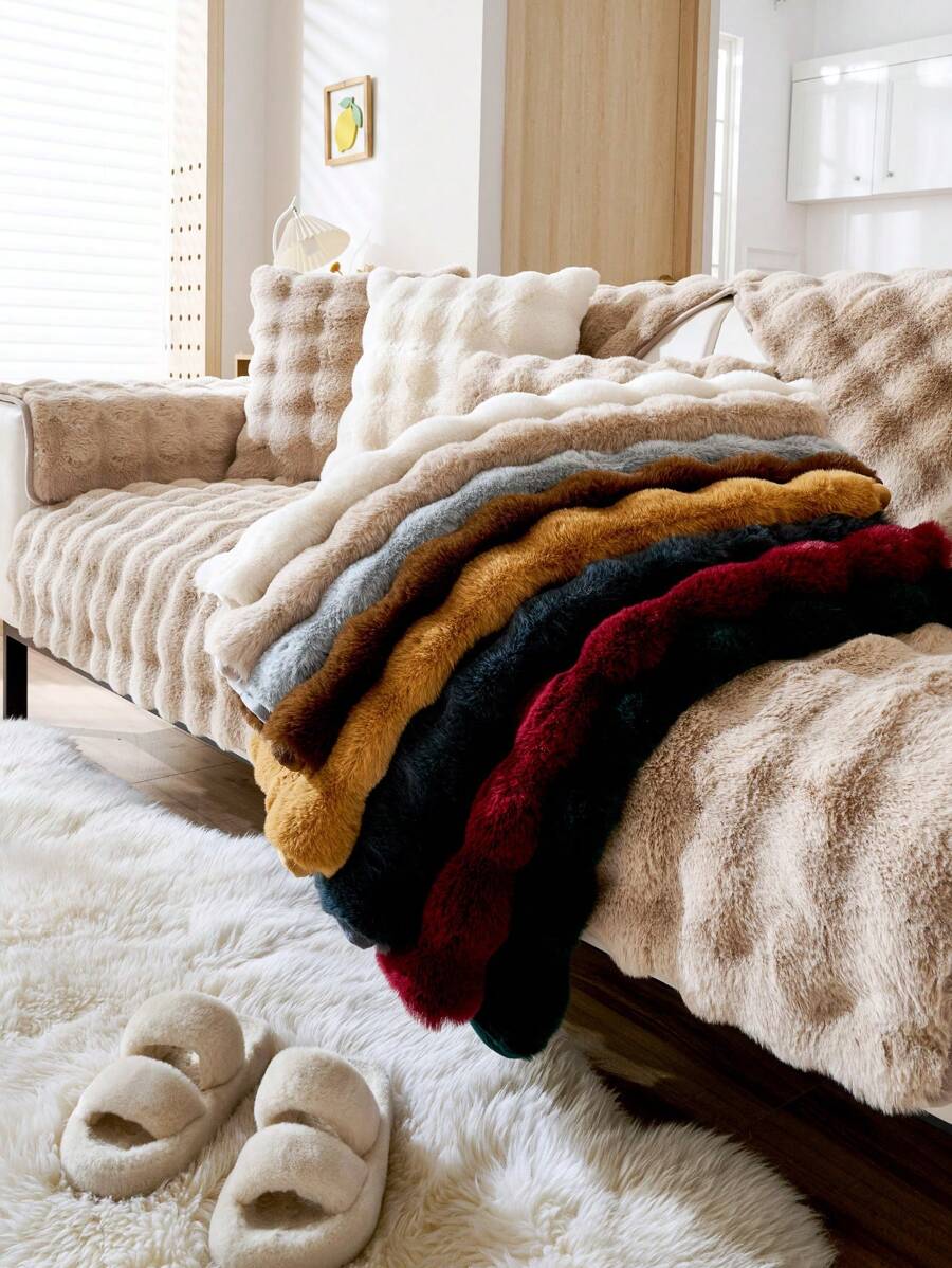 1pc Solid Color Bubble Fleece Rabbit Hair Imitation Sofa Cover, Modern And Simple Warm Sofa Cushion, Suitable For Living Room, All Seasons