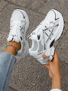 2025 Autumn Fashionable Black & Brown Lace-Up Women's Chunky Sneakers, Versatile Style