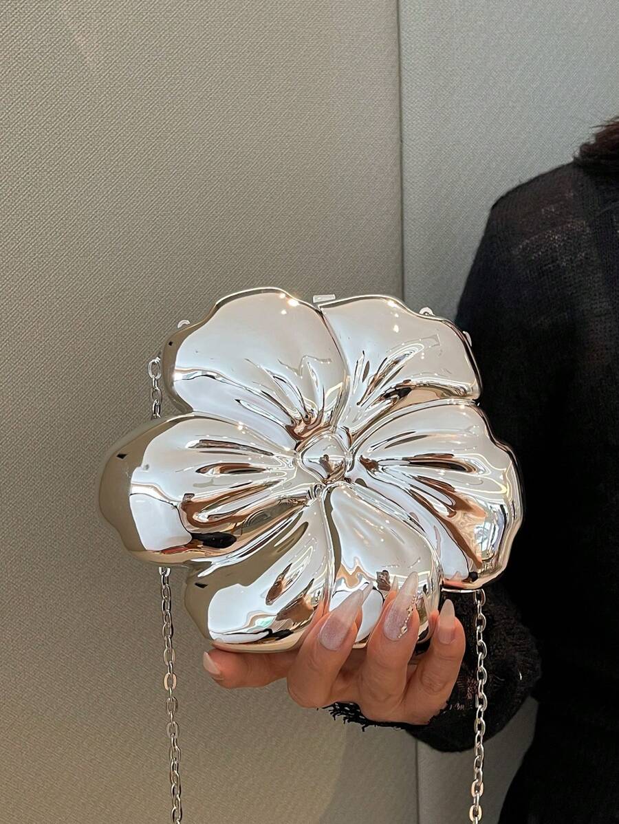 Women's Elegant Mini Flower Shaped Chain Crossbody Bag, Metallic Y2K Style Theme Party Shoulder Bag, Fashionable Novelty Shaped Bags, Versatile Small Mobile Phone Key Coin Purse, Portable Outdoor Travel Vacation Cosmetic Bags, Wear-Resistant Solid-Color Clutch Bag - 銀色 - 查看 1