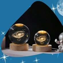 1 个 LED 水晶球夜灯,USB 供电发光装饰水晶球,创意办公桌配件,节日、生日、万圣节的完美礼物 - 水晶球內雕發光小夜燈 - 查看 3