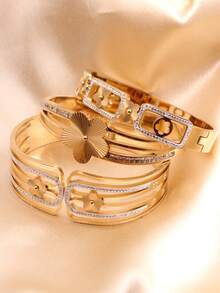 Um novo bracelete de aço inoxidável dourado com cinco folhas da moda para mulheres, para uso diário e presente de aniversário - Ouro amarelo - Visão 2