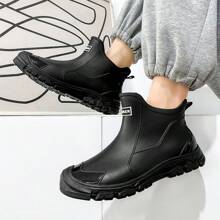 Men's Lightweight Waterproof Slip-Resistant Rain Boots, Four-Season Simple Solid Color Design With Personalized And Thick, Stable Sole For Keeping Feet Dry - Black - View 4