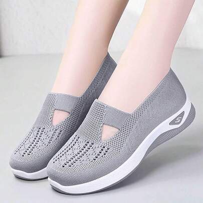 New Summer Slip-On Comfortable Casual Women's Beach Shoes, Stylish Hollow Breathable Flat Shoes With Soft Sole