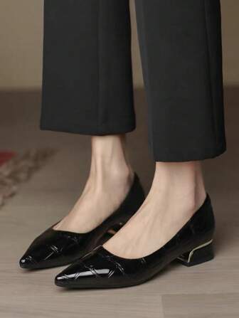 女士尖头纹理装饰高跟鞋，时尚粗跟中跟办公室便鞋，适合工作通勤休闲日常穿着